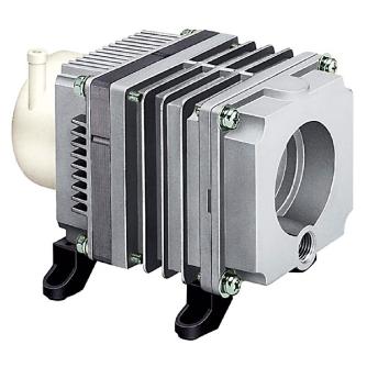 日東工器（株） 低圧リニアコンプレッサ(AC駆動) AC コンプレッサー　低圧 AC0201A
