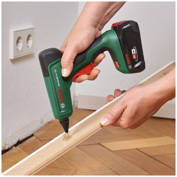 ボッシュ（株） DIY コードレスグルーガン コードレスグルーガン ADG118H