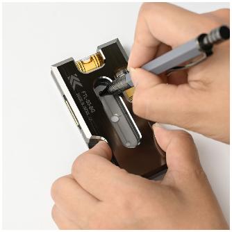 フジ矢（株） アルミ水平器 スイッチボックス用(黒金) FTL アルミ水平器（スイッチボックス用・黒金） FTL-93-BG