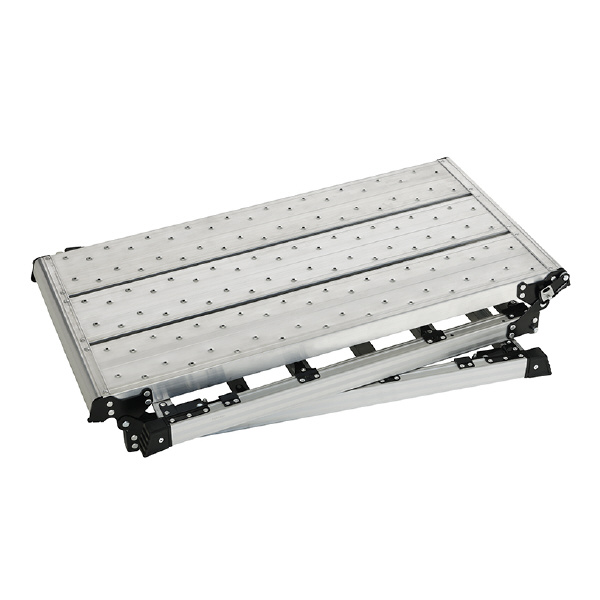 （株）ピカコーポレイション 四脚アジャスト式足場台 DXZ 四脚アジャスト式足場台 DXZ-91209