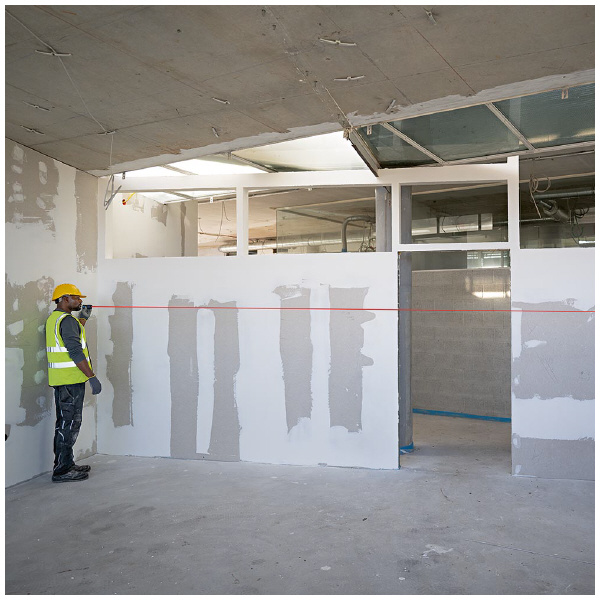 ボッシュ（株） レーザー距離計 レーザー距離計 GLM50-21