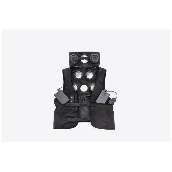 アイトス（株） 12穴式6点ペルチェベスト Y8158-010-F １２穴式６点ペルチェベスト Y8158-010-F ﾌﾞﾗｯｸ