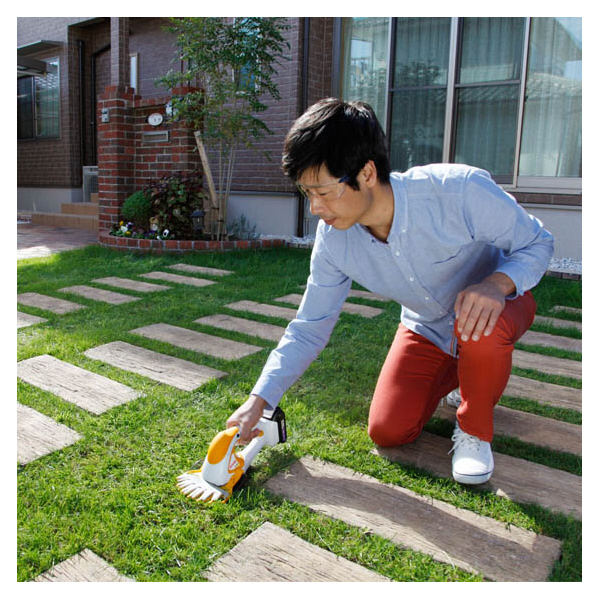 京セラインダストリアルツールズ（株） 充電式バリカン(フルセット) BB-1800 充電式バリカン（フルセット） BB-1800ﾌﾙｾｯﾄ