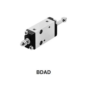（株）コガネイ マルチマウントシリンダ 複動形 BDADS マルチマウントシリンダ　複動形 BDADS10X15-3A-ZC153B1