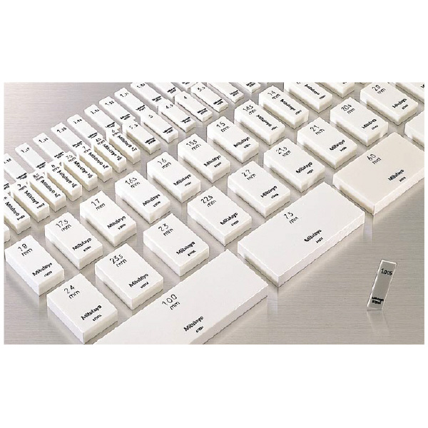 （株）ミツトヨ ゲージブロック BM3 3-0/JC ゲージブロック BM3 3-0/JC 613613-023