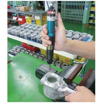 日本ニューマチック工業（株） インパクトドライバ SD-4 インパクトドライバ SD-4
