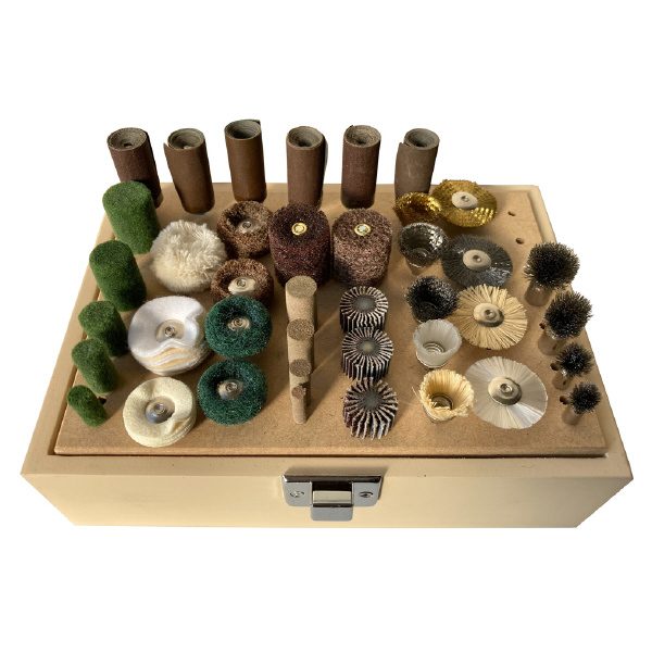 日本精密機械工作（株） サビ取り・汚れ落とし用工具セット Y サビ取り・汚れ落とし用工具セット４０本入 Y0900