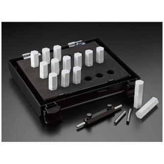 （株）アイゼン 超精密タイプピンゲージ 校正3点セット付 ET 7.0 超精密タイプピンゲージ　校正３点セット付 ET 7.000 ｺｳｾｲｼｮﾙｲｻﾝﾃﾝｾｯﾄﾂｷ