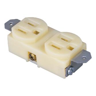 日動工業（株） アース付コンセント 白 2PE-W アース付コンセント　白 2PE-W