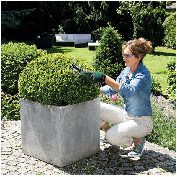 ボッシュ（株） ガーデンツール ガーデンバリカンセット コードレスガーデンバリカンセット ISIO3