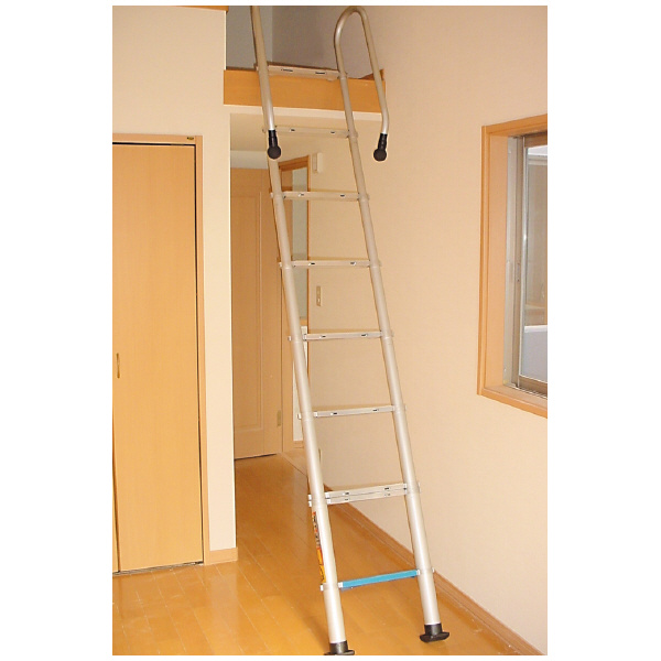 （株）ピカコーポレイション 伸縮はしご SLT 伸縮はしご SLT-280